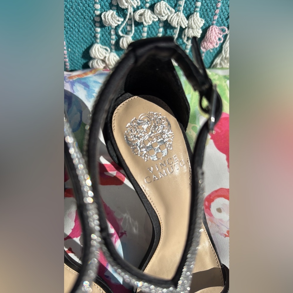 Vince Camuto 7.5 black Sorthand open toe, heeled sandal - Picture 8 of 13